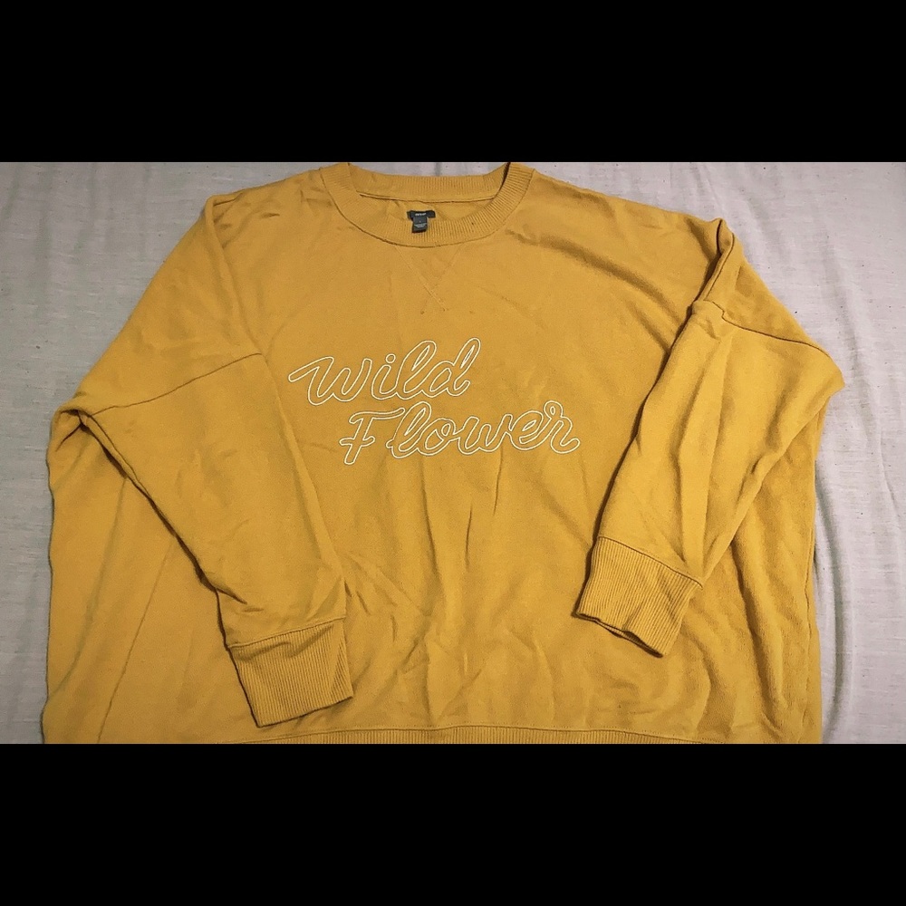 Mustard colored crewneck